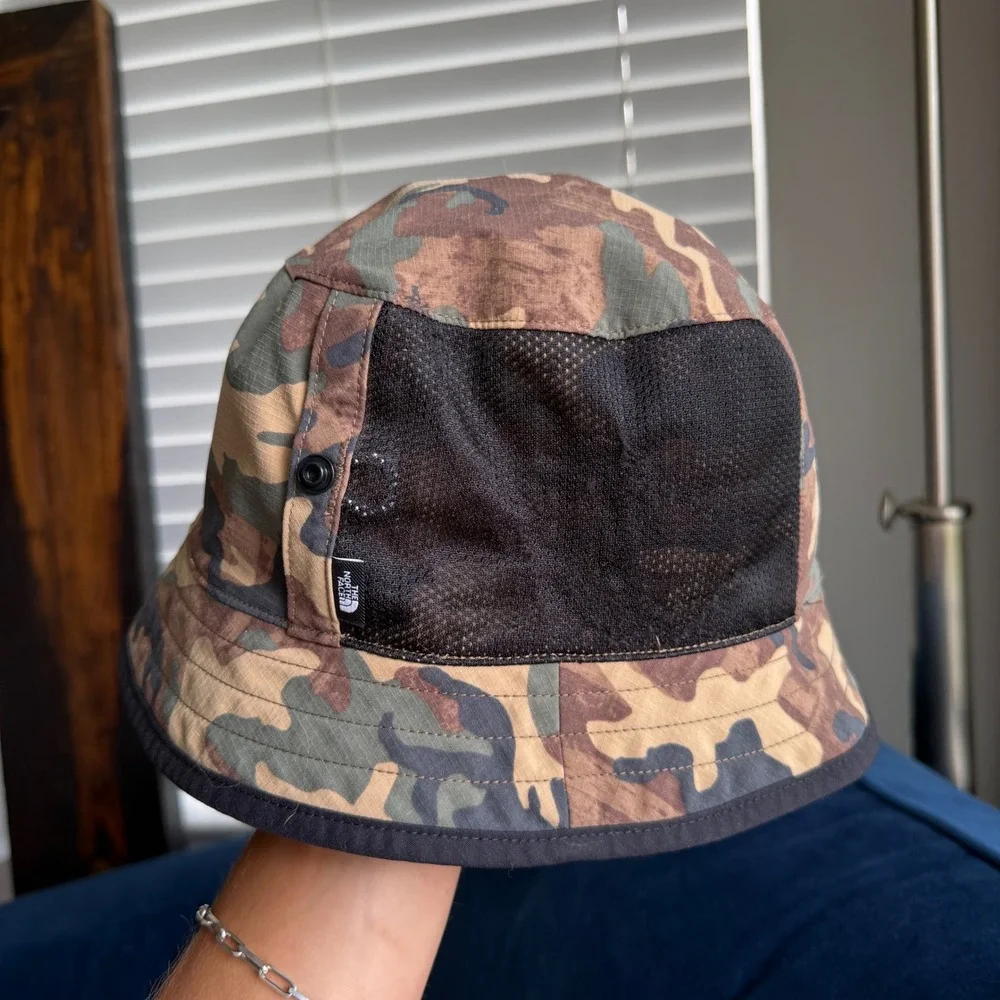 The North Face Bucket Hat L-XL Camo Mesh Side Panel Sun Hat Hiking Outdoors